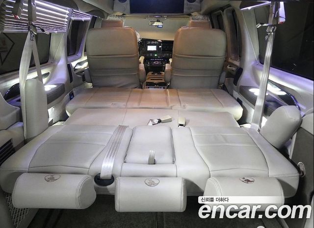 GMC Savana 2022 — photo 6