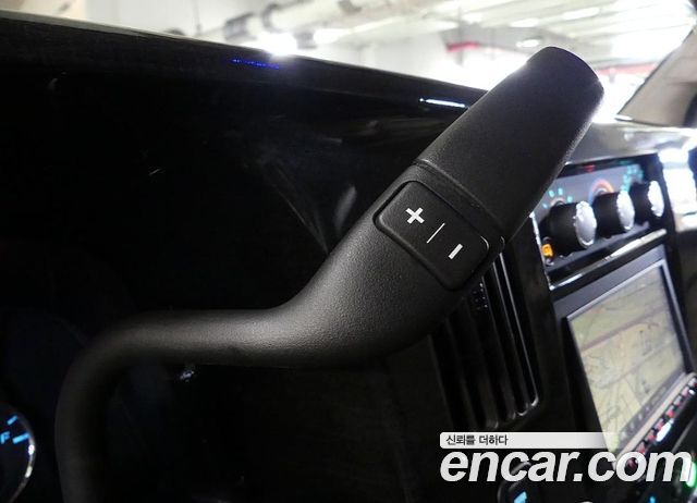 GMC Savana 2022 — photo 14