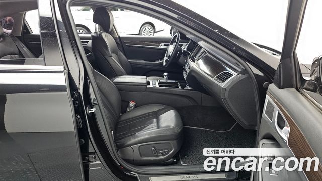 Genesis G80 2019 — photo 11