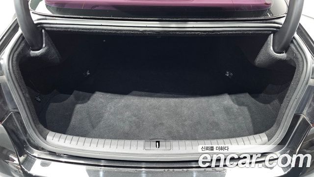 Genesis G80 2019 — photo 20