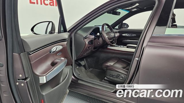 Genesis GV70 2021 — photo 13