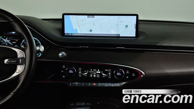 Genesis GV70 2021 — photo 20
