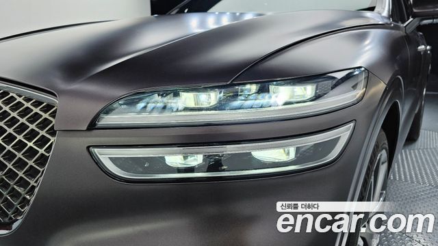 Genesis GV70 2021 — photo 8