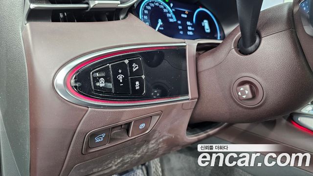 Genesis GV70 2021 — photo 27
