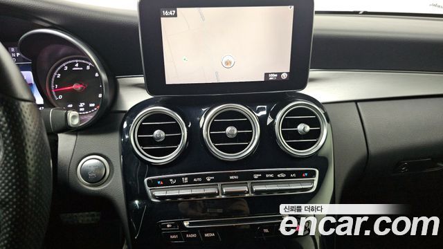 Mercedes-Benz C-Class 2017 — photo 22