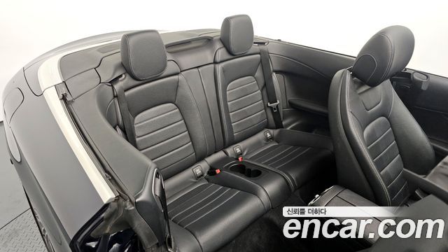 Mercedes-Benz C-Class 2017 — photo 16