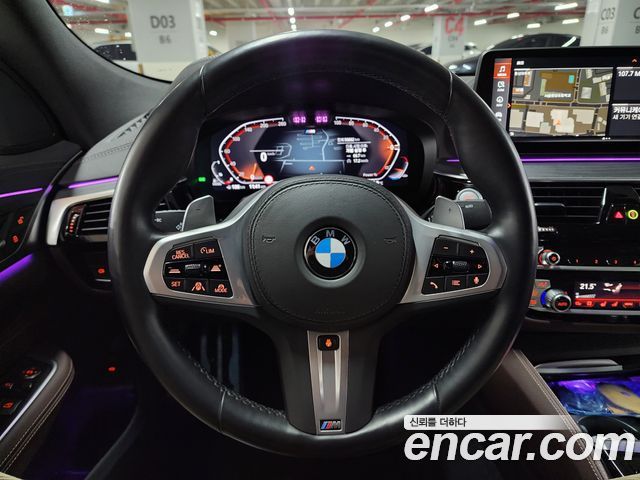 BMW Gran Turismo 2022 — photo 11