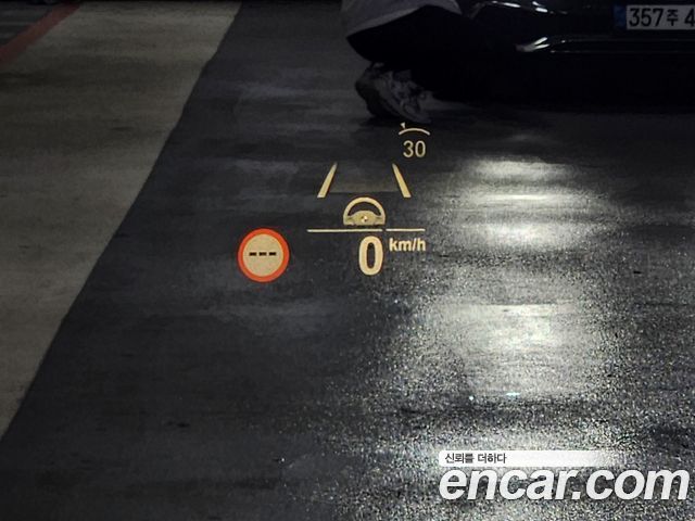 BMW Gran Turismo 2022 — photo 12
