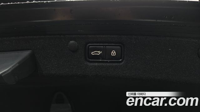 Hyundai Grandeur 2018 — photo 15