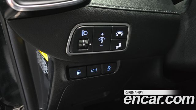 Hyundai Grandeur 2018 — photo 18