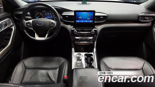 Ford Explorer 2021 — photo 10