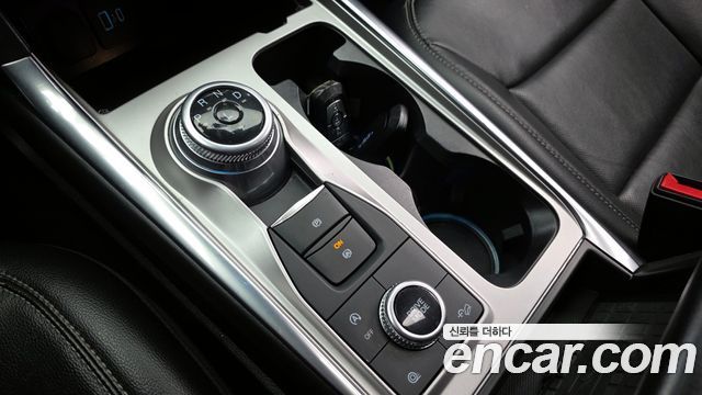 Ford Explorer 2021 — photo 12
