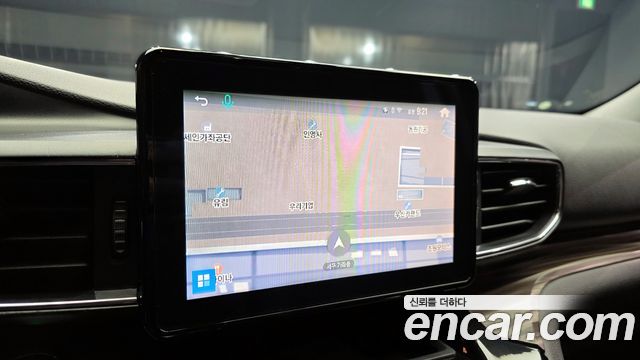 Ford Explorer 2021 — photo 22