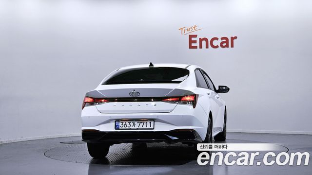 Hyundai AVANTE 2023 — photo 4