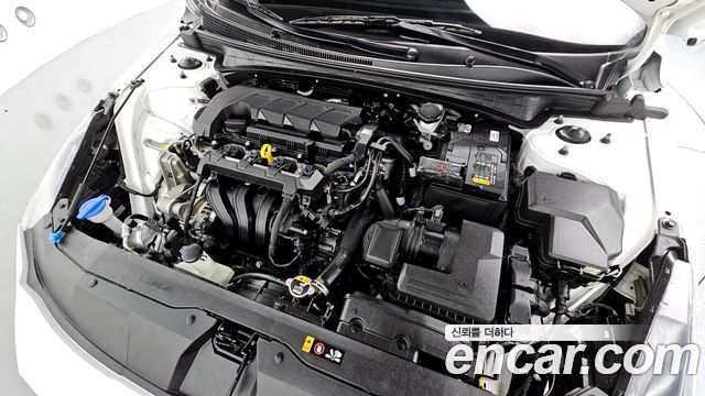 Hyundai AVANTE 2023 — photo 6
