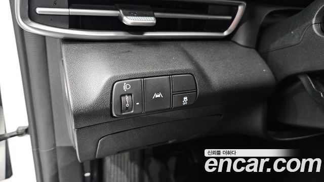 Hyundai AVANTE 2023 — photo 19
