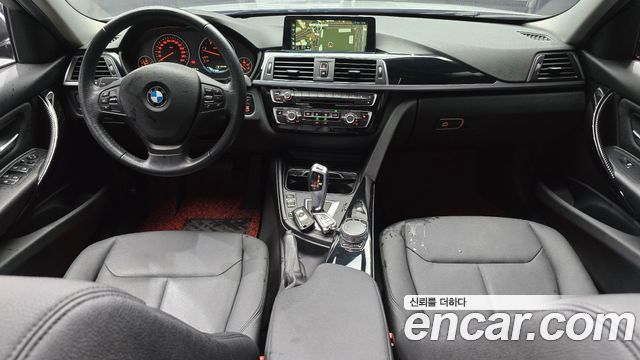 BMW 3-Series 2017 — photo 7
