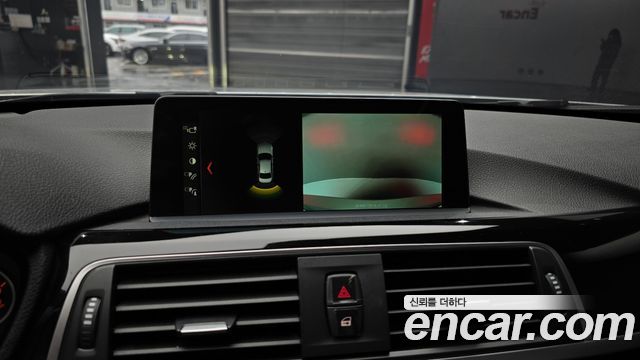 BMW 3-Series 2017 — photo 13