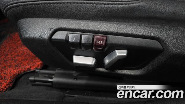 BMW 3-Series 2017 — photo 17
