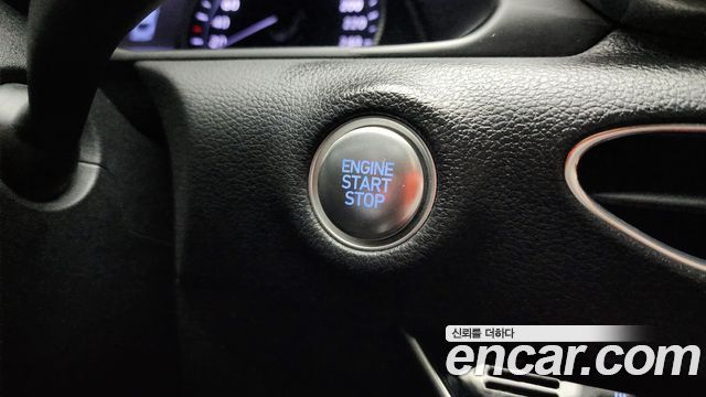 Hyundai Sonata 2020 — photo 17