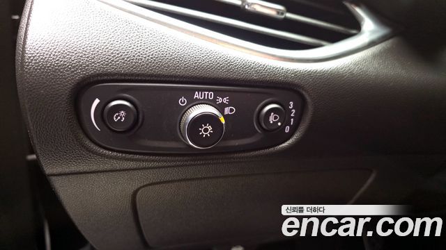 Chevrolet Korea Malibu 2017 — photo 21
