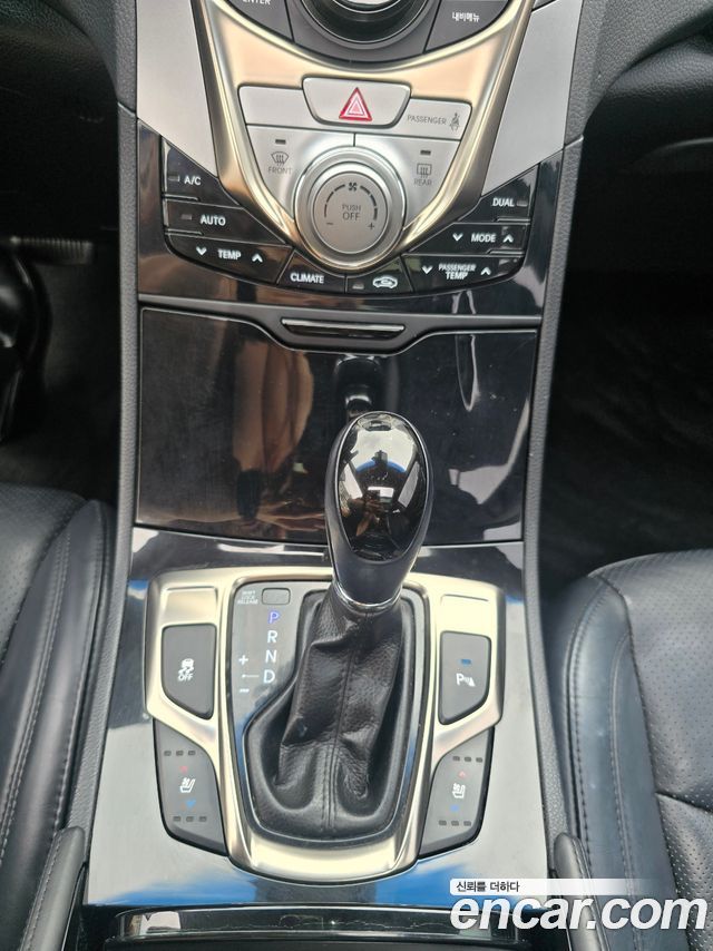 Hyundai Grandeur 2012 — photo 9
