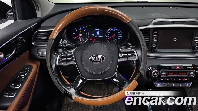 Kia Sorento 2018 — photo 12