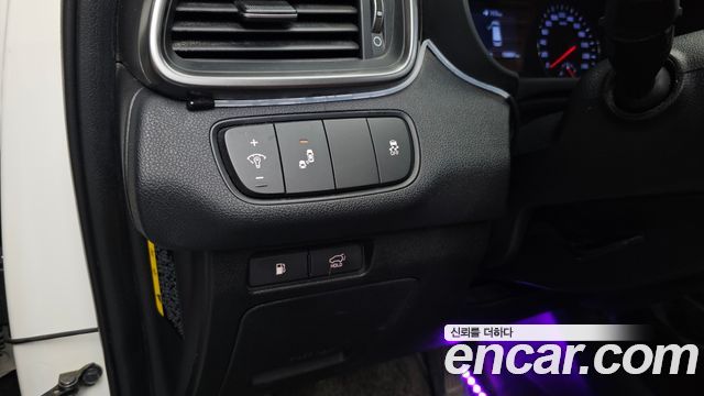 Kia Sorento 2018 — photo 17