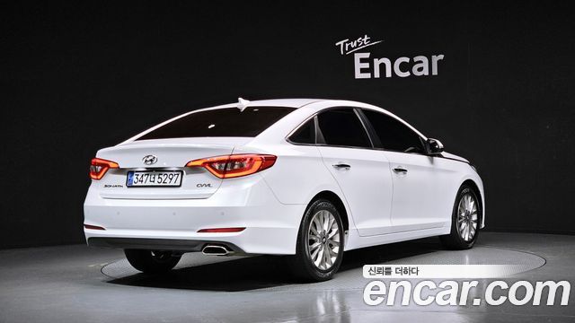 Hyundai Sonata 2017 — photo 2