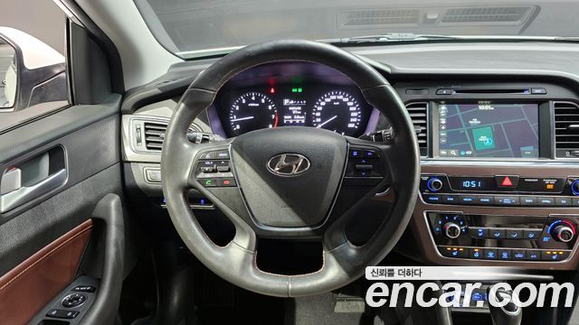 Hyundai Sonata 2017 — photo 12