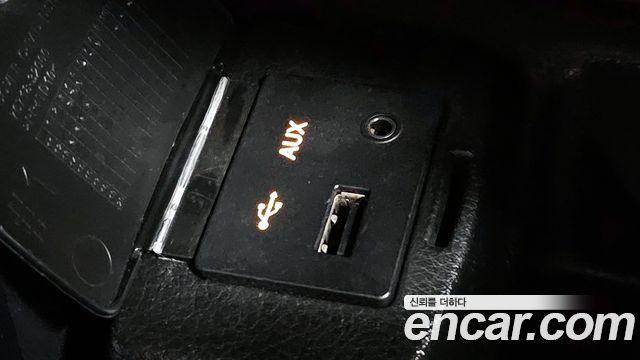 KG Mobility KORANDO 2015 — photo 17