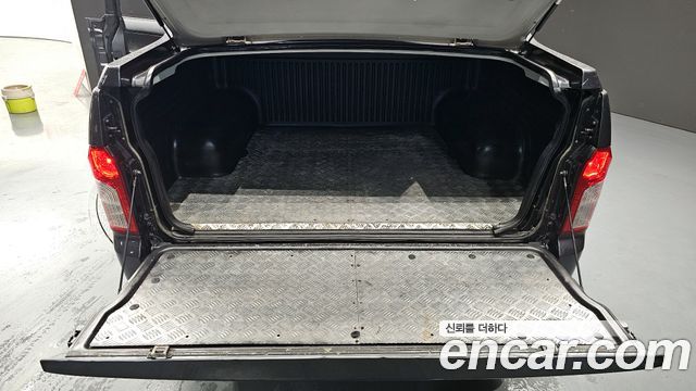 KG Mobility KORANDO 2015 — photo 20