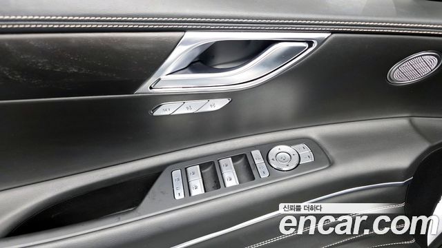 Genesis GV80 2020 — photo 27