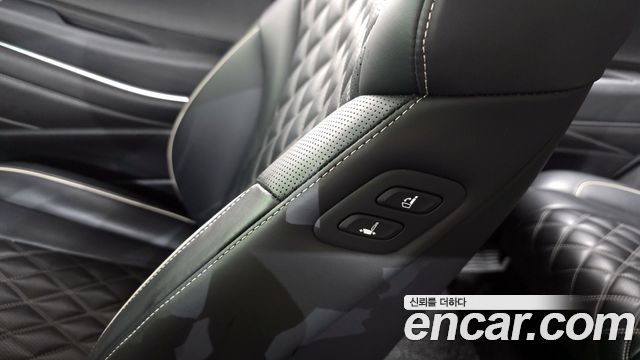 Genesis GV80 2020 — photo 28