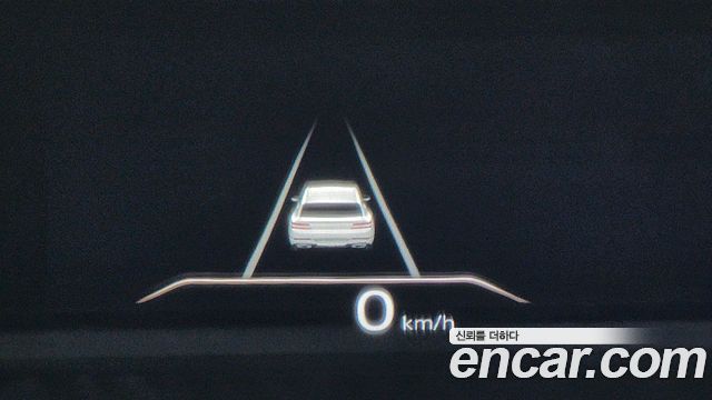 Genesis GV80 2020 — photo 35
