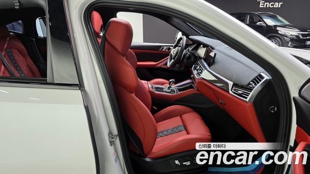 BMW X6M 2023 — photo 18