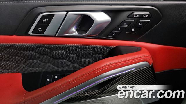 BMW X6M 2023 — photo 30