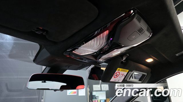 BMW X6M 2023 — photo 32