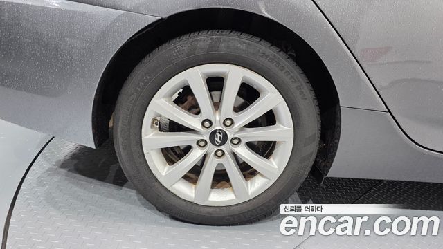 Hyundai i40 2012 — photo 5