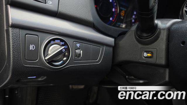 Hyundai i40 2012 — photo 23