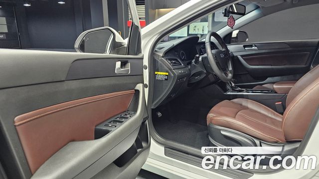 Hyundai Sonata 2017 — photo 10