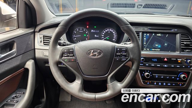 Hyundai Sonata 2017 — photo 13
