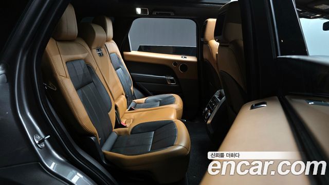 Land Rover Range Rover Sport 2018 — photo 17