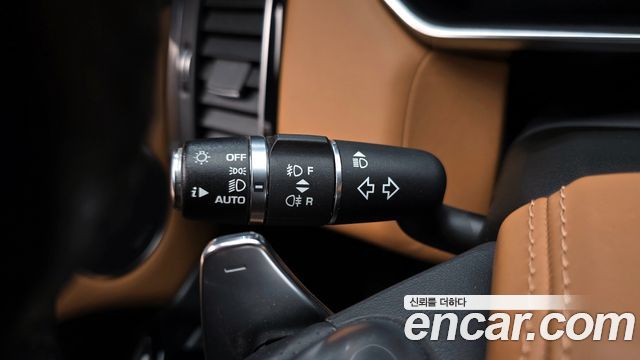 Land Rover Range Rover Sport 2018 — photo 27