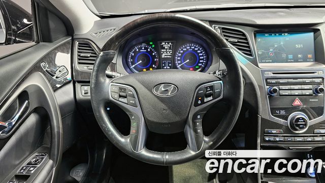 Hyundai Grandeur 2017 — photo 19