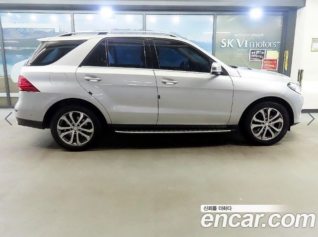 Mercedes-Benz GLE-Class 2016 — photo 3