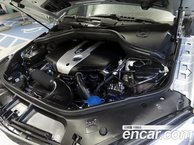 Mercedes-Benz GLE-Class 2016 — photo 19