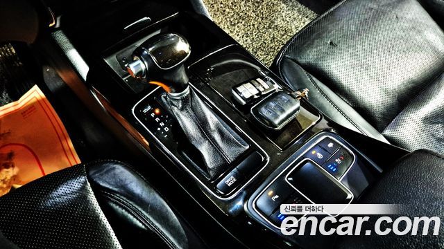 Kia K7 2013 — photo 11