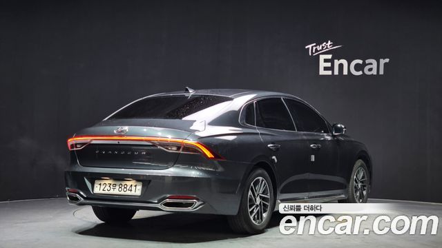 Hyundai Grandeur 2022 — photo 2