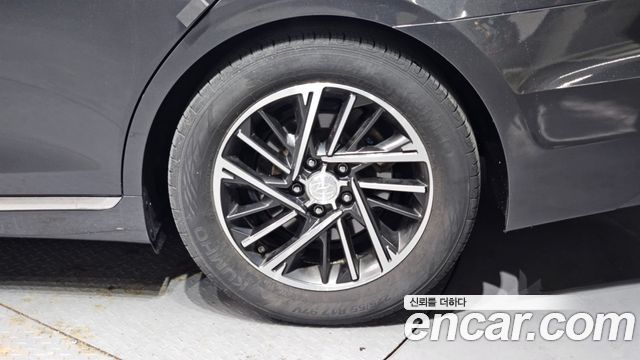 Hyundai Grandeur 2022 — photo 7